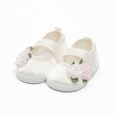 Kojenecké saténové capáčky New Baby Ivory Flowers 0-3 m