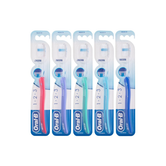 Oral-B 1-2-3 Medium